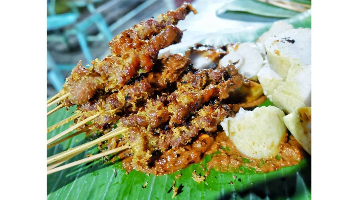 Lesehan Die Starke: Santapan Malam yang Menggoda di Jantung Cilacap